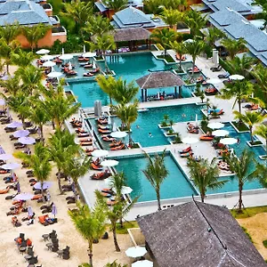 4* Курортный комплекс Beyond Khaolak (adults Only)