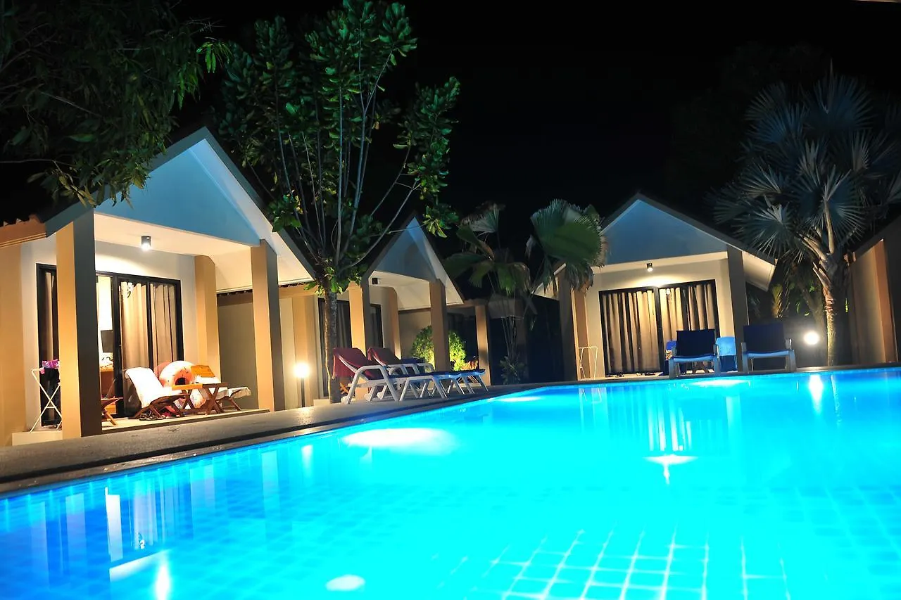 Light Khao Lak Resort 2*,  Таиланд
